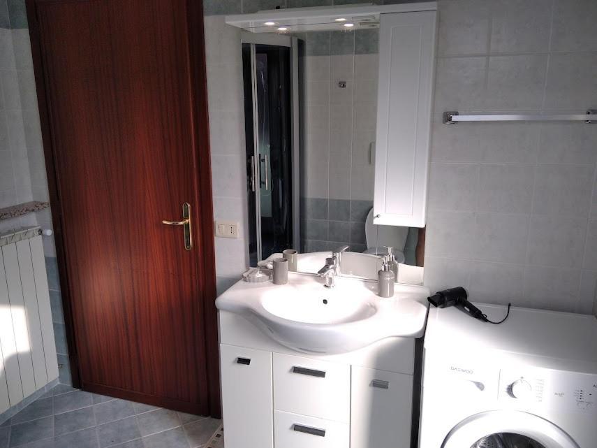 Borgo Antico Chalet Appartamenti Fara Novarese المظهر الخارجي الصورة
